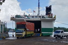 Barang dimuat di Pelabuhan Babel turun 26,43 persen