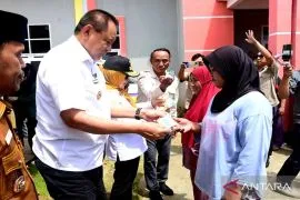 Pemprov Gorontalo gelar pasar murah di wilayah pesisir utara