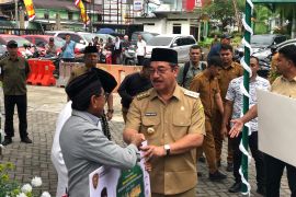 Pemprov Maluku salurkan hewan kurban untuk 11 kabupaten dan kota