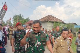 Gubernur Al Haris imbau masyarakat jaga hasil kerja TNI-AD Manunggal Air