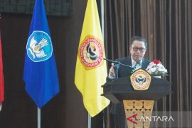 KLH bersama ULM dan Freeport tata ekosistem mangrove dan kurangi sampah plastik