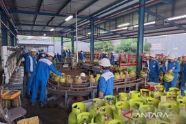 Pertamina tambah stok LPG subsidi antisipasi libur panjang di Bali