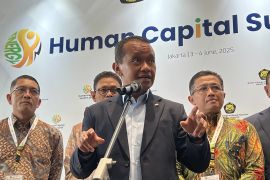 Menteri ESDM Bahlil Lahadalia akan panggil penambang nikel Raja Ampat