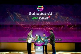 Indosat dan GoTo luncurkan Sahabat-AI dilengkapi layanan chat multibahasa
