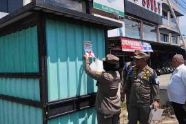 Satpol PP Tanjungpinang tertibkan lapak jualan pedagang di fasilitas umum