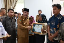 Pemkab Donggala ajak berbagai pihak bersinergi tingkatkan SDM warga