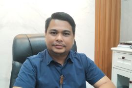 Wali Kota Medan copot empat  pejabat terindikasi positif narkoba