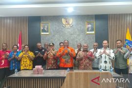 Pemkab Yalimo salurkan bantuan bagi korban banjir di Jayawijaya