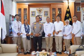 Kapolda NTT menggandeng BPOM RI kawal peredaran obat dan makanan