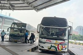 Libur Idul Adha, penumpang di Terminal Pulo Gebang diprediksi mulai ramai Kamis