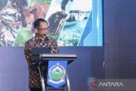 Mendagri Tito Karnavian izinkan pemerintah daerah gelar rapat di hotel dan restoran