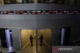 IHSG jelang akhir pekan turun ikuti bursa kawasan Asia