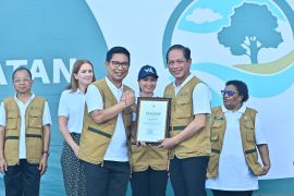 Kementerian Lingkungan Hidup beri penghargaan untuk Bupati Badung