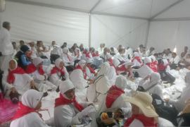 Jamaah calon haji Belitung laksanakan wukuf di Arafah