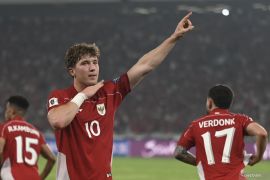 Ole Romeny selesai menjalani operasi kaki kanan di Belanda