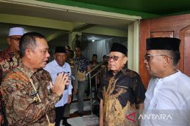 Penjabat Gubernur Papua ajak warga perkuat persaudaraan saat Idul Adha