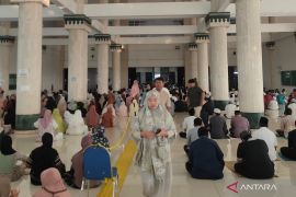 Jabatan hanya titipan, kata Kajari Jakbar dalam khutbah Idul Adha