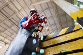 Grup MIND ID memperkuat program akhiri sampah plastik