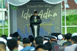 Wako Padang Panjang ajak masyarakat pedomani makna Idul Adha