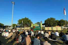 Shalat Idul Adha Page 3 Small