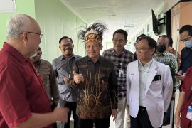 Dirut BPJS Kesehatan pastikan warga Timika mendapat pelayanan setara