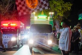 Bupati HST lepas pawai takbiran meriahkan malam Idul Adha 1446 H