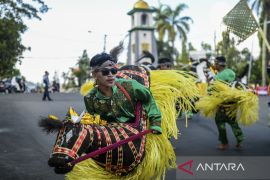 Parade budaya meriahkan tradisi Ngadu Bedug di Pandeglang