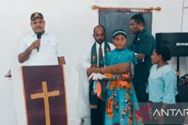 Pemkab Supiori bina bakat anak muda olahraga di 38 kampung