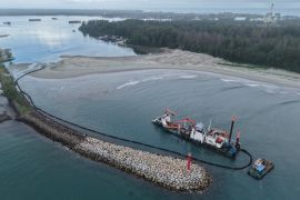 Pelabuhan Bengkulu dikeruk dengan target awal kedalaman 6,5 meter