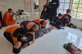 SAR Cianjur memberikan materi BHD dan RJP kepada potensi SAR