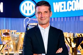 Cristian Chivu resmi jadi pelatih Inter Milan