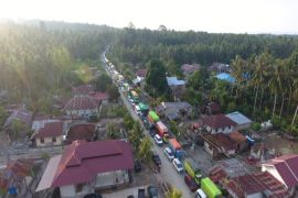 Akses jalan Trans Sulawesi Sausu-Poso pulih setelah banjir