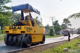 Pemprov Bengkulu atur pembatasan tonase truk cegah kerusakan jalan