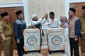 Gubernur Bengkulu umrahkan nelayan tolong korban kapal wisata karam