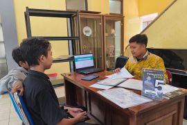 Kadindik Jatim ingatkan sekolah jangan batasi layanan pengajuan PIN SPMB