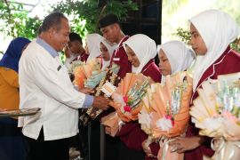 Pemprov Malut fasilitasi anak panti asuhan ikut wisata edukasi