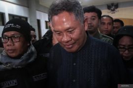 Mahkamah Agung mengubah vonis mantan Bupati Lombok Barat menjadi lima tahun