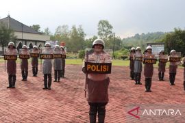 Polres Lingga latih kesiapsiagaan para personel hadapi potensi unjuk rasa