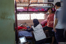 "Pasukan Putih" hanya berikan layanan kesehatan bertugas pada jam kerja