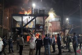 KLH segel dua pabrik besi cemari udara dan tanah di Kabupaten Serang