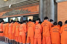 Jaringan penipuan daring di Bali dikendalikan dari Kamboja