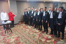 Kongres Advokat Indonesia kukuhkan 30 advokat di Surabaya