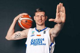 SM kembali rekrut Artem Pustovyi guna hadapi "playoffs" IBL 2025