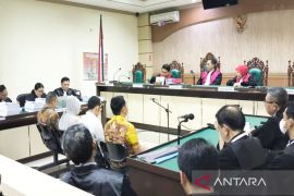 Mantan Kadis PUPR Kalsel dituntut 5 tahun 8 bulan penjara