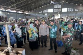 Satpol-PP Balangan bakal tertibkan pedagang bandel di Pasar Adaro