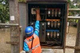 Amankan Kelistrikan Saat Banjir di Kabupaten Barito Utara, PLN Turunkan 71 Personel Gabungan