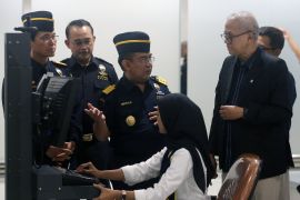 Penerimaan kepabeanan dan cukai tumbuh 12,6 persen