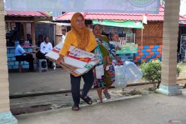 Kampanye tukar sampah dengan sembako