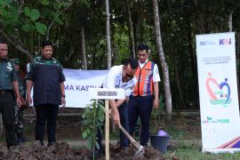 KAI Daop 6 Yogyakarta-Kodim 0731/Kulon Progo berkolaborasi wujudkan ekonomi hijau
