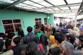 Nahas, anggota Karang Taruna Bekasi tewas saat bubarkan tawuran